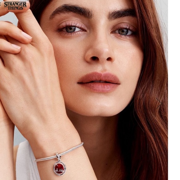 NWOT Stranger Things Glow-in-the-dark Upside Down Dangle Charm Sterling Silver - Picture 6 of 15